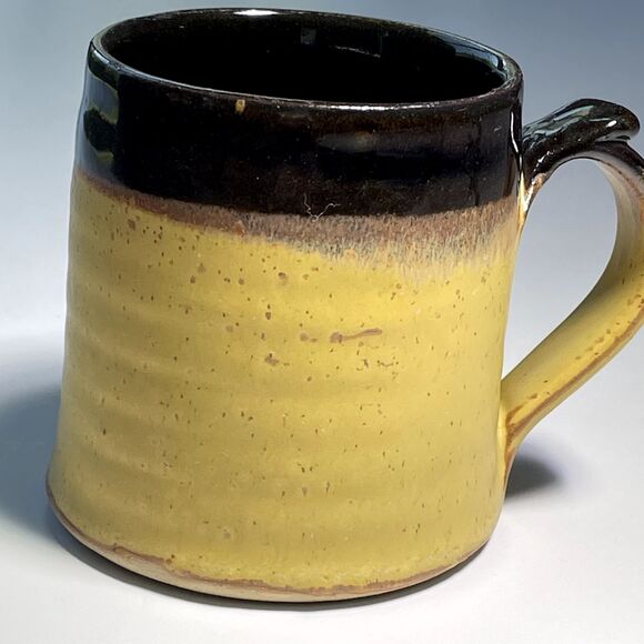 H.M. Tower of London 3D Etched Stoneware Pottery Coffee Tea Mug England Royal - Picture 2 of 8